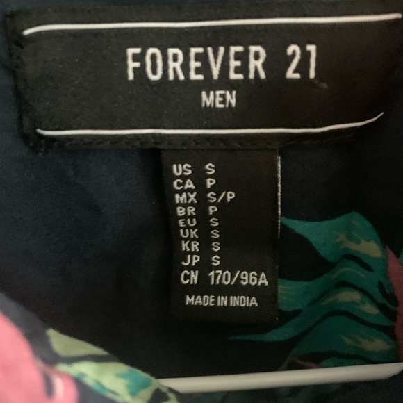 Forever 21 Casual Button Down shirt with Flowers - Picture 2 of 3